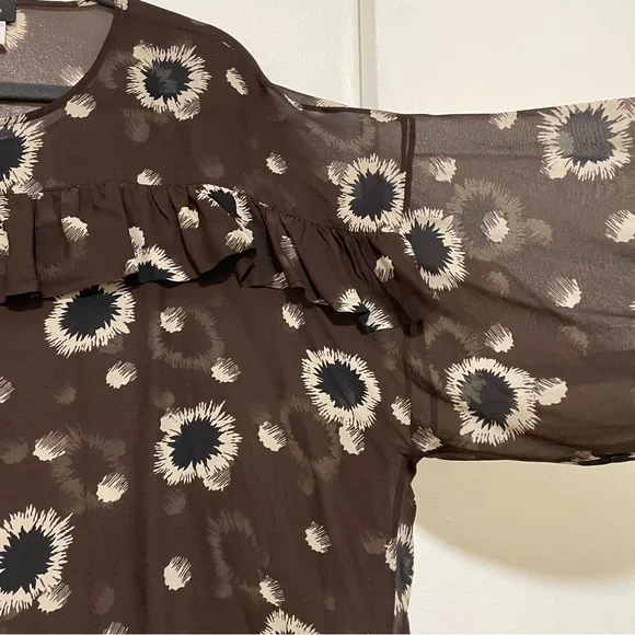 OttodAme (Italy) Long Sleeves Blouse Size Medium - Picture 3 of 7